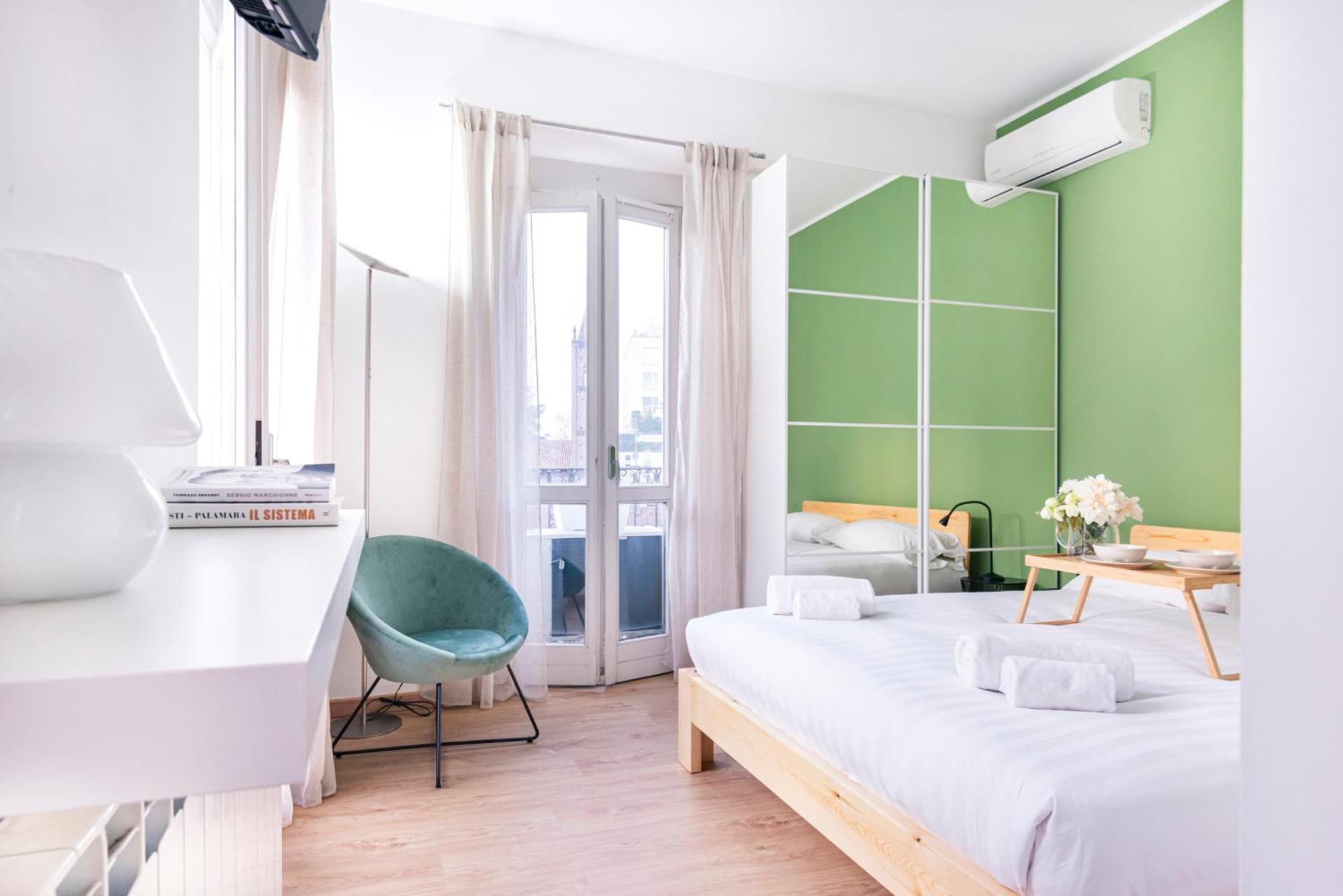 Amazing Flat Near Duomo & Colonne Di San Lorenzo By Easylife Милан Экстерьер фото