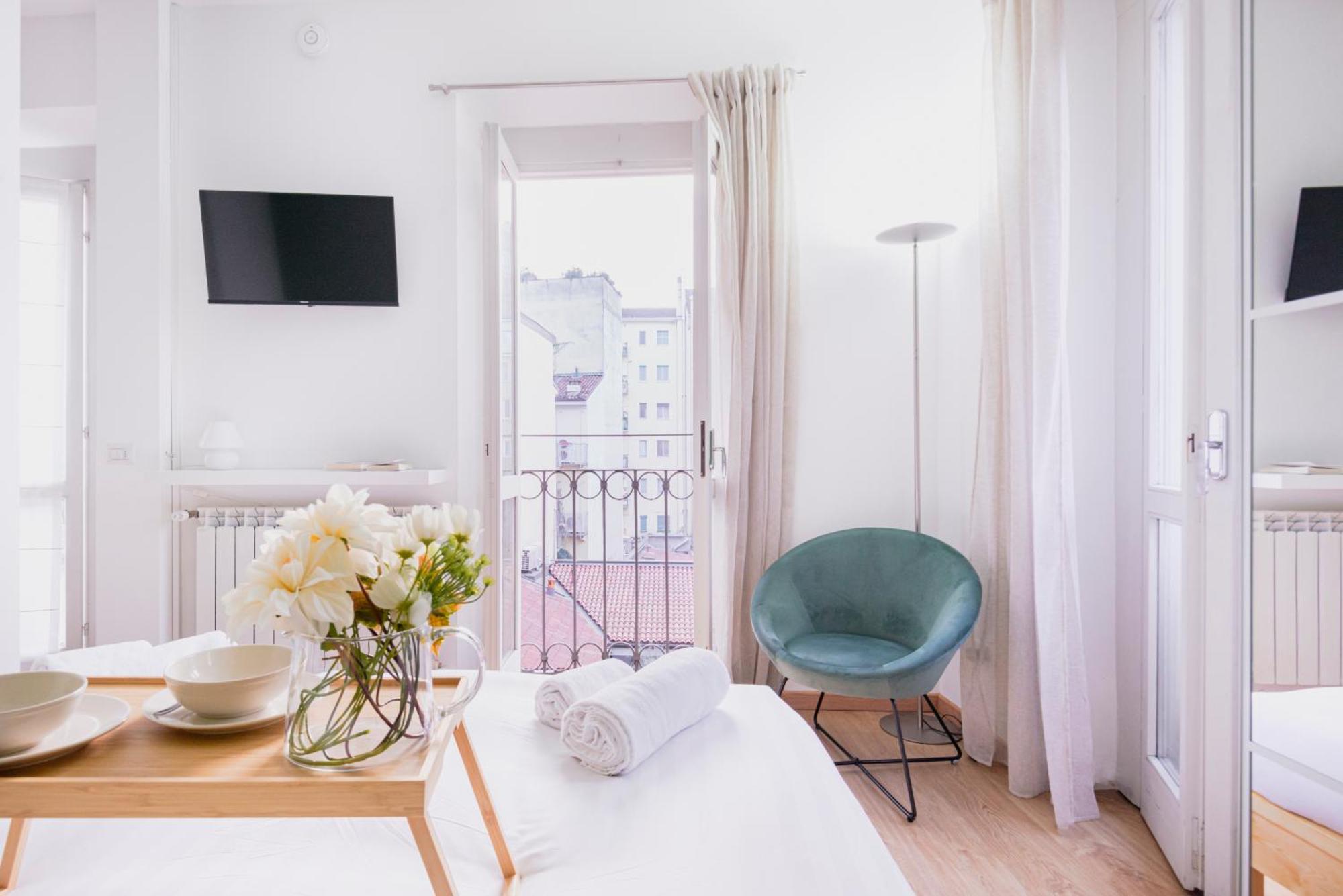 Amazing Flat Near Duomo & Colonne Di San Lorenzo By Easylife Милан Экстерьер фото