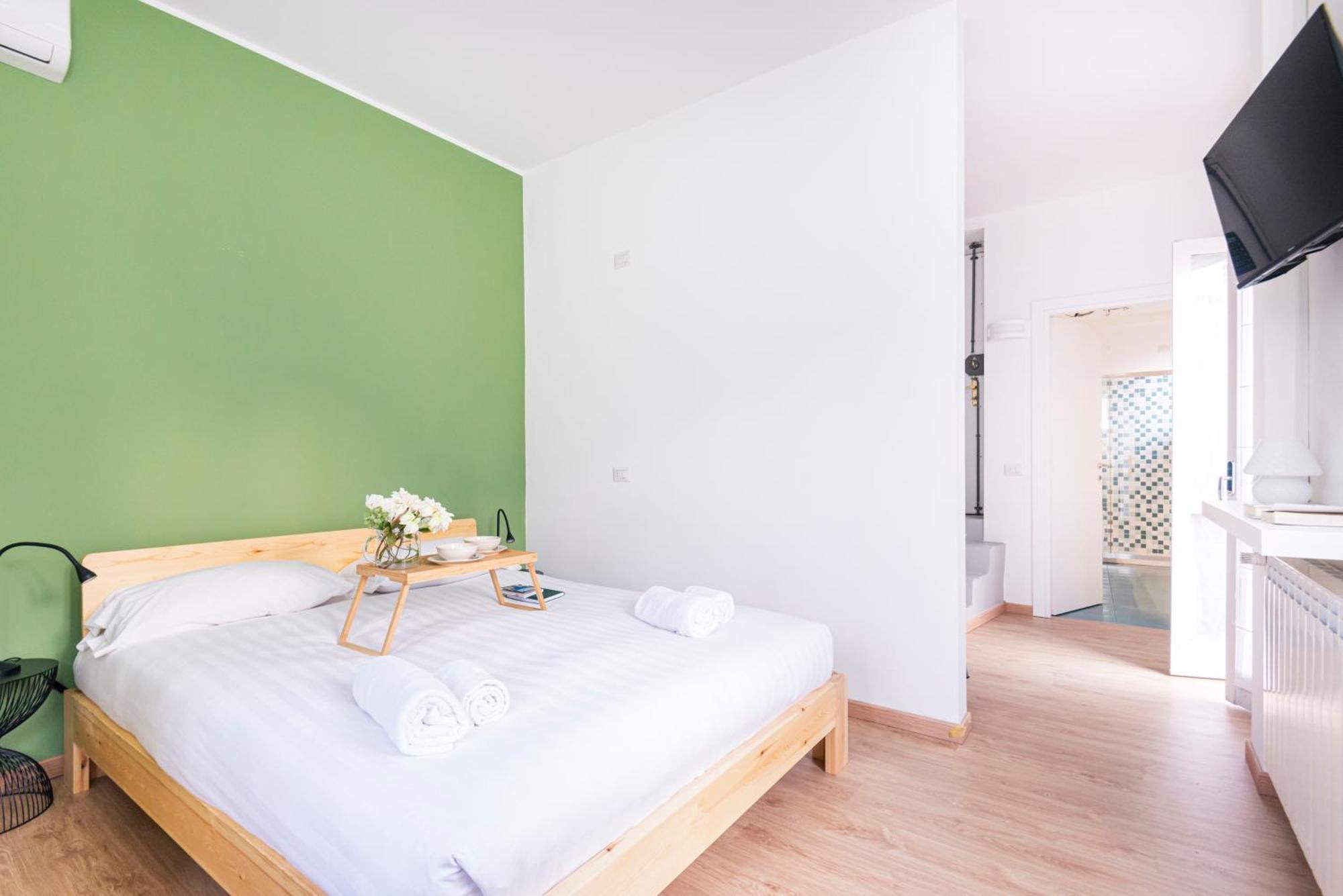 Amazing Flat Near Duomo & Colonne Di San Lorenzo By Easylife Милан Экстерьер фото